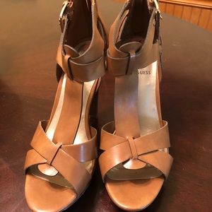T- strap platform Guess heels